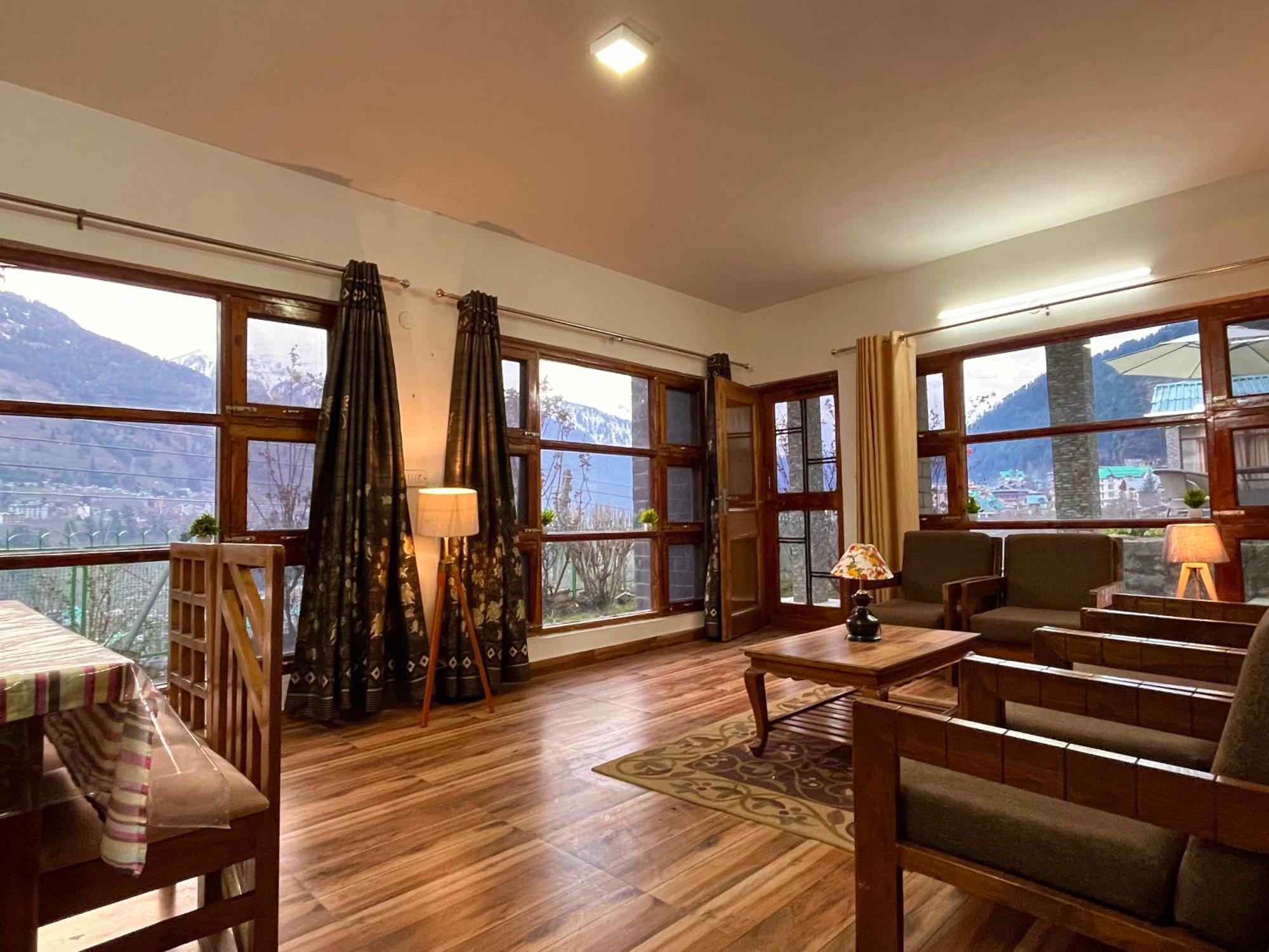 Himalayan River Mountain View 2 Bedrooms Cottage, Manali エクステリア 写真