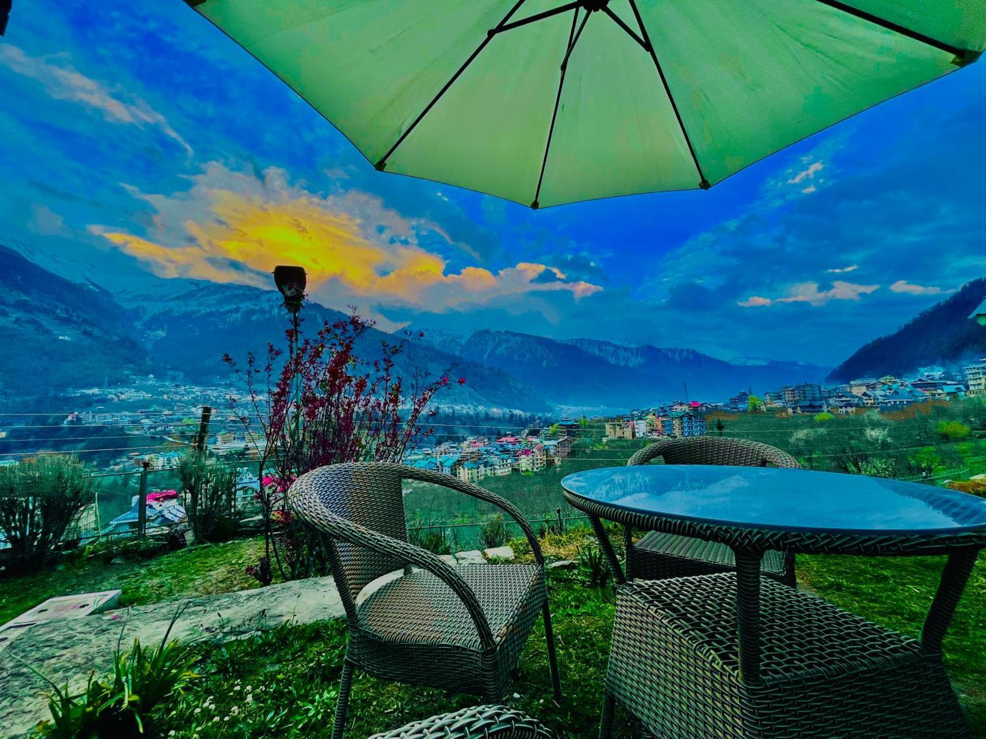 Himalayan River Mountain View 2 Bedrooms Cottage, Manali エクステリア 写真