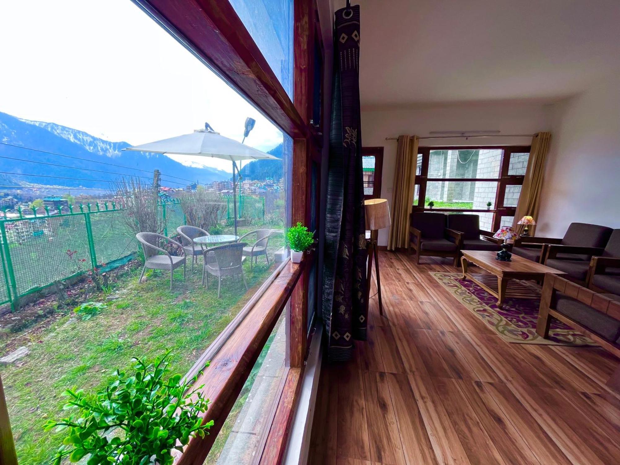Himalayan River Mountain View 2 Bedrooms Cottage, Manali エクステリア 写真