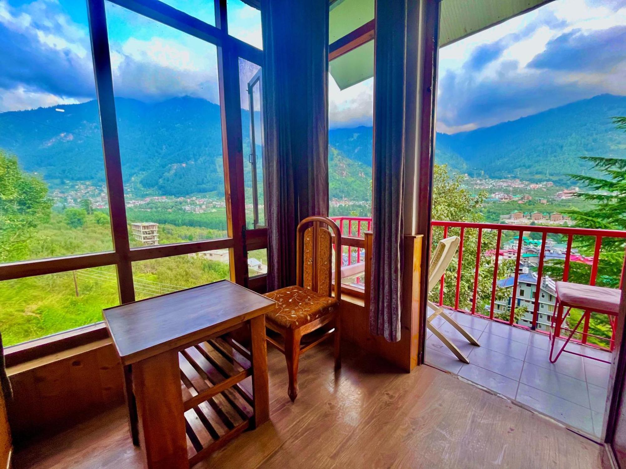 Himalayan River Mountain View 2 Bedrooms Cottage, Manali エクステリア 写真