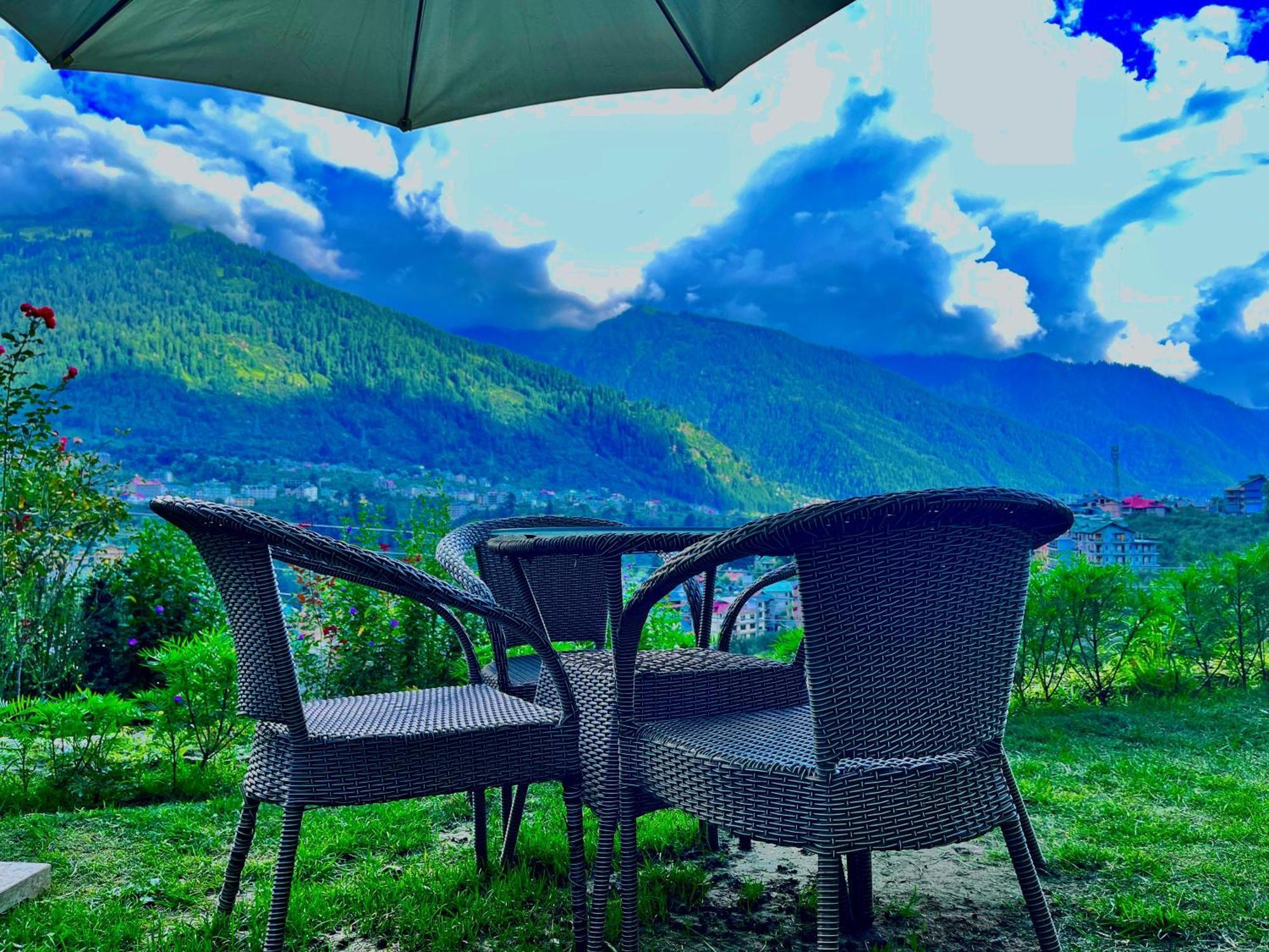 Himalayan River Mountain View 2 Bedrooms Cottage, Manali エクステリア 写真