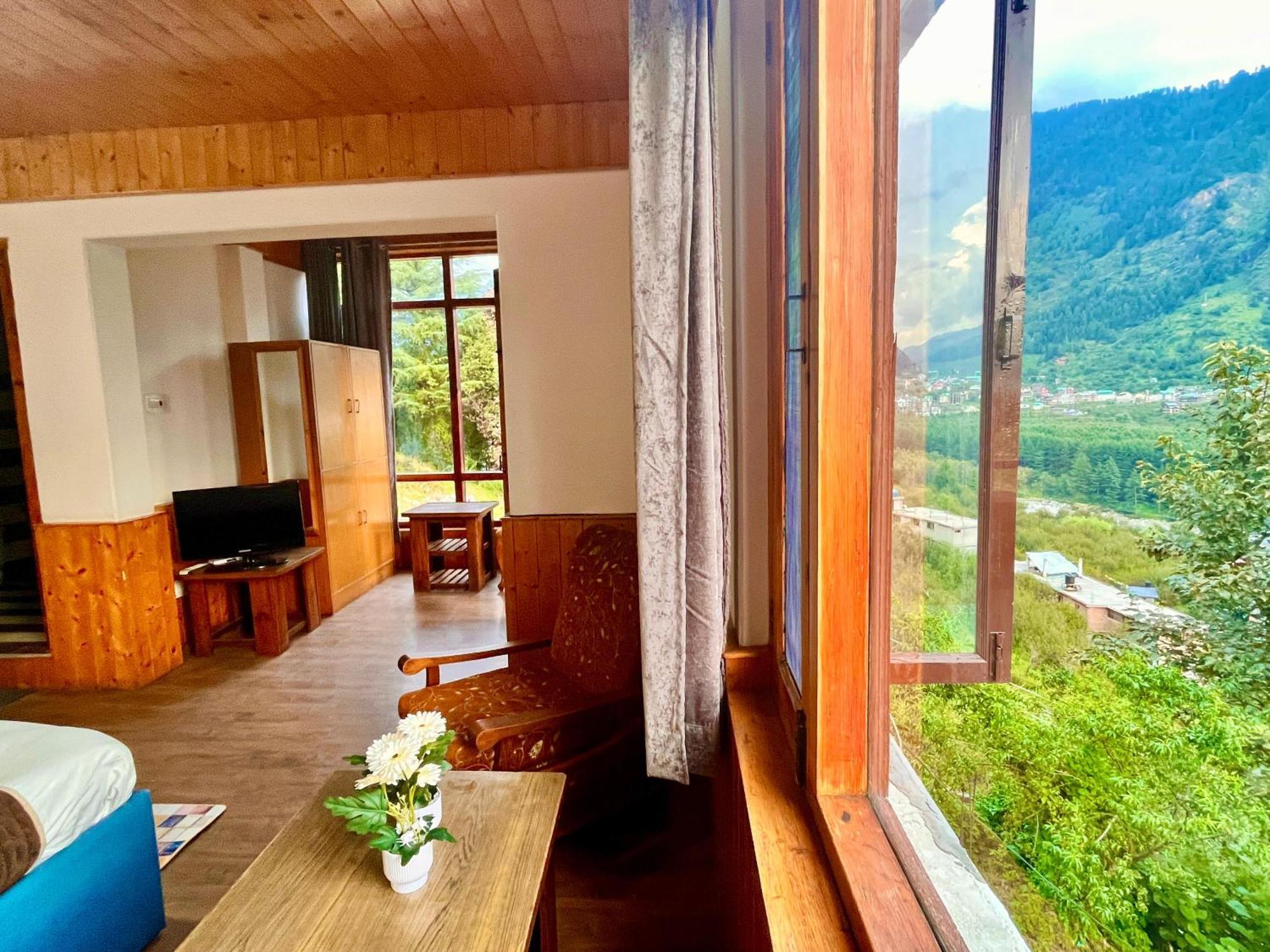 Himalayan River Mountain View 2 Bedrooms Cottage, Manali エクステリア 写真