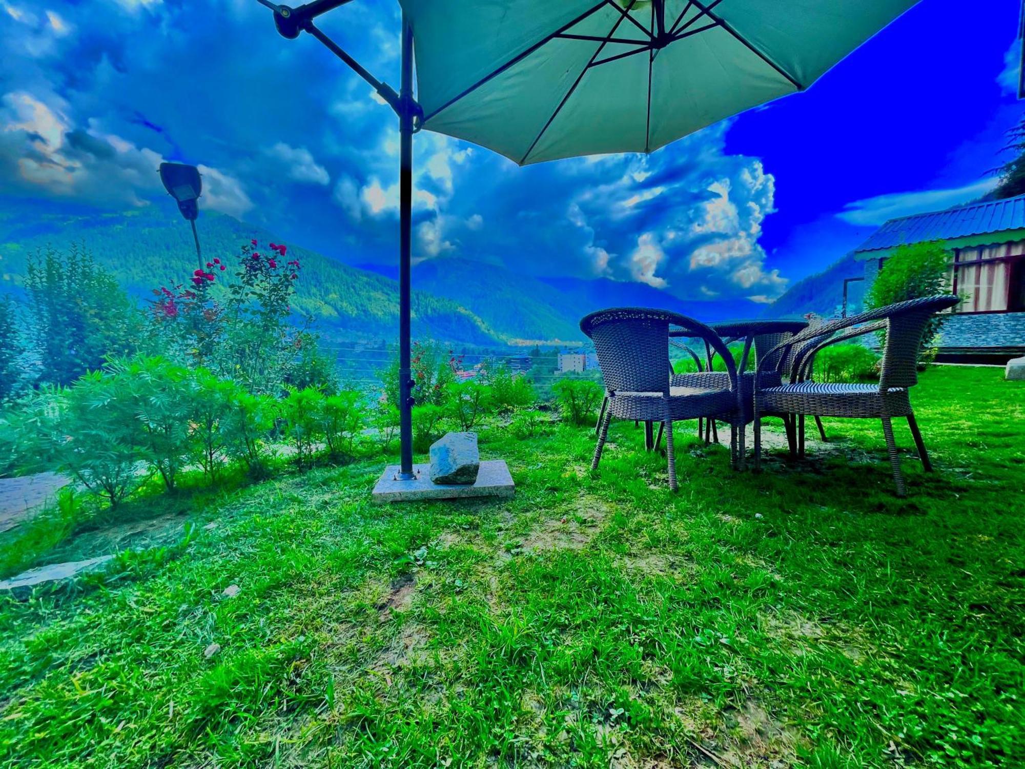 Himalayan River Mountain View 2 Bedrooms Cottage, Manali エクステリア 写真